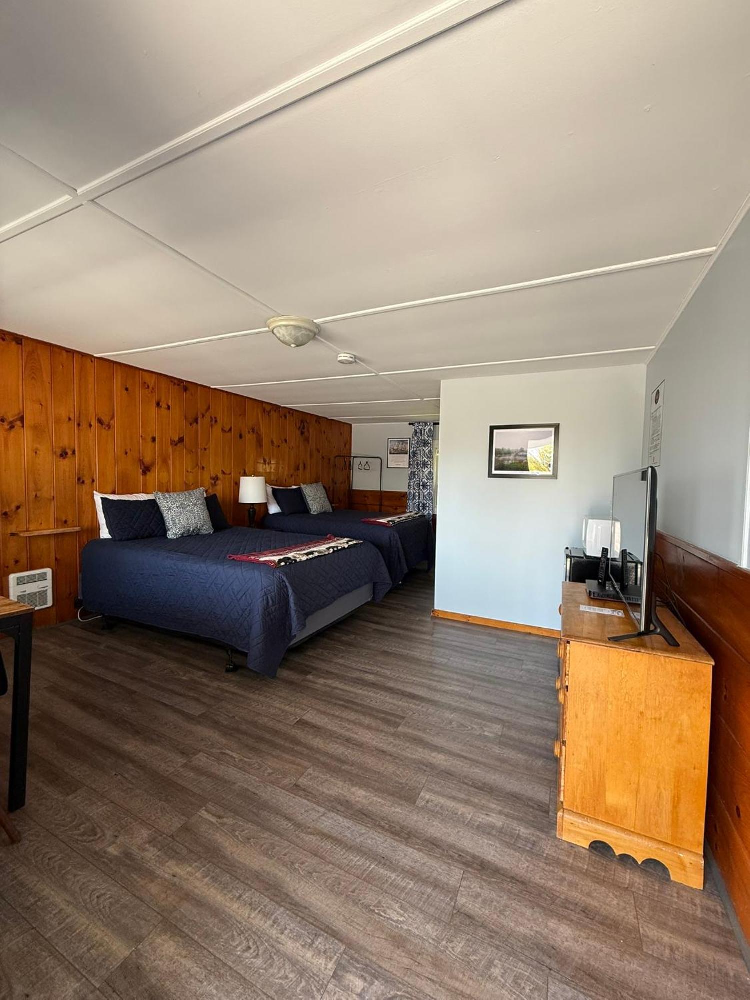 Yardarm Motel Searsport Eksteriør billede
