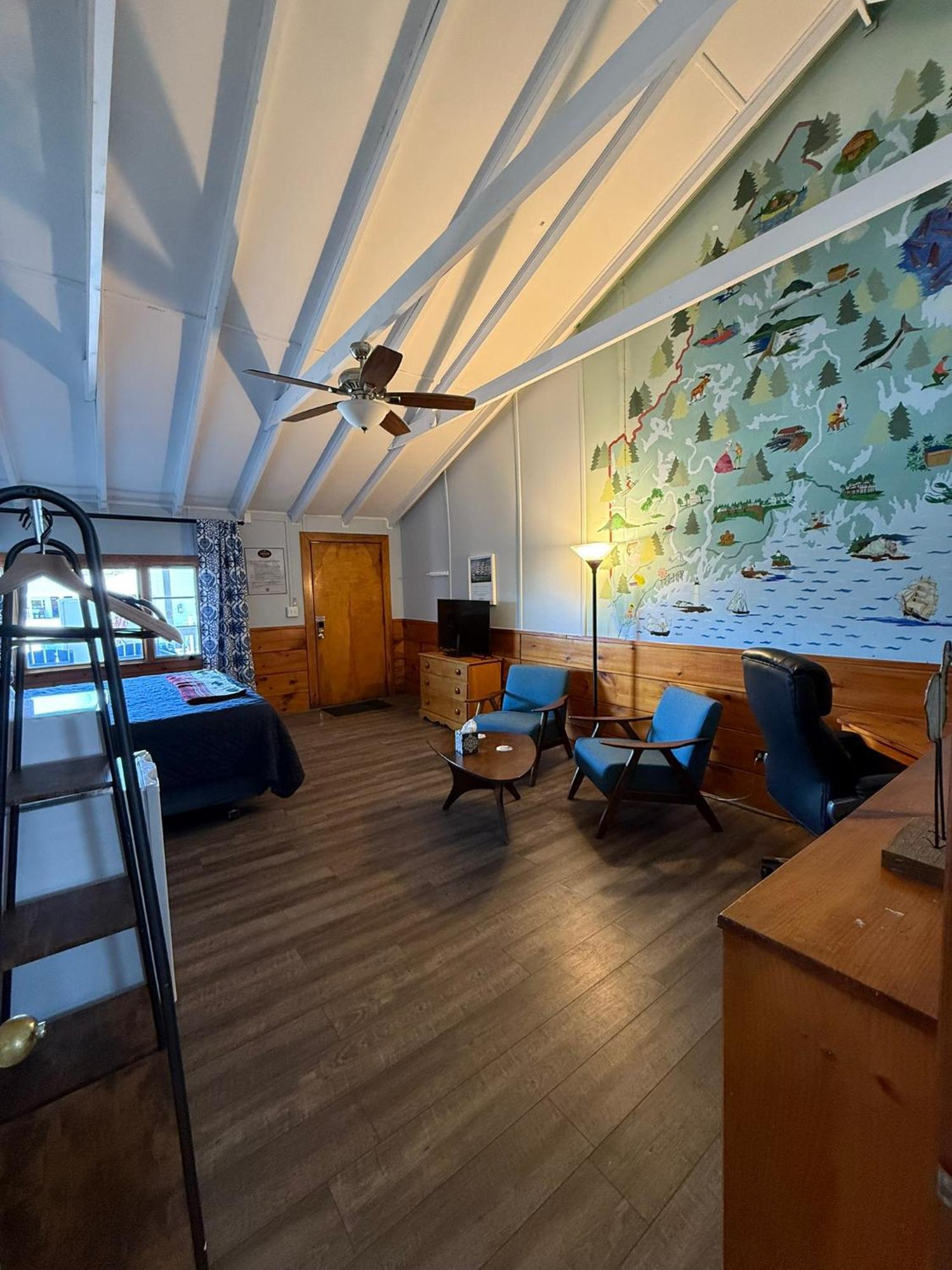 Yardarm Motel Searsport Eksteriør billede