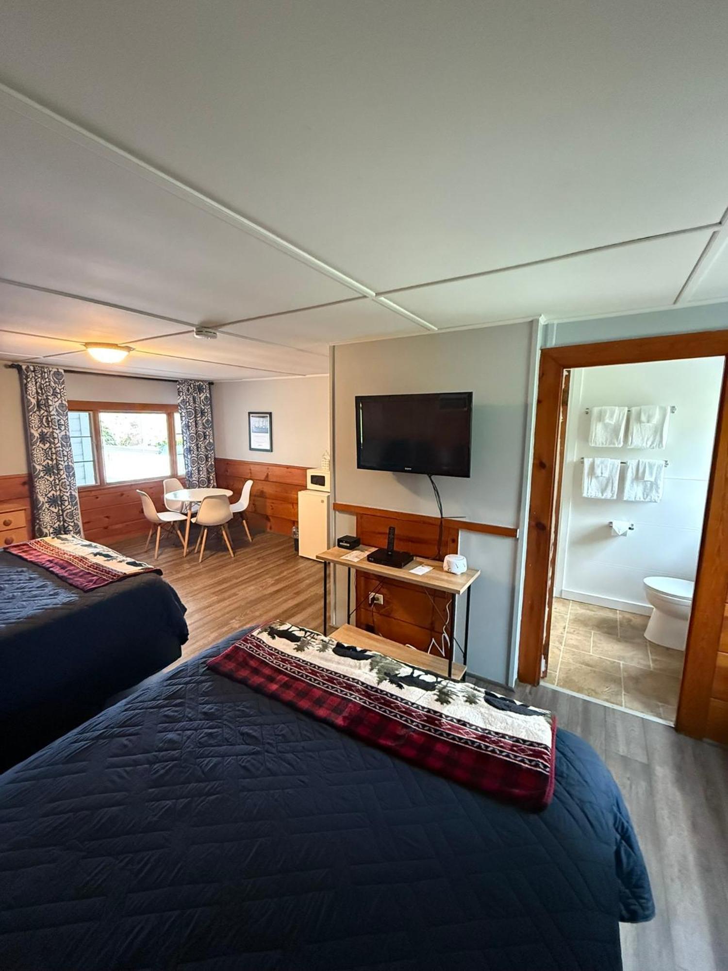 Yardarm Motel Searsport Eksteriør billede